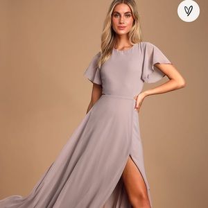 Lavender lulus maxi dress with cutout